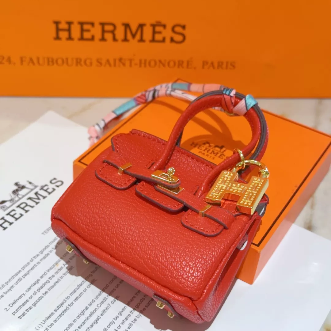 hermes key holder and boucle de sac s_12b04504